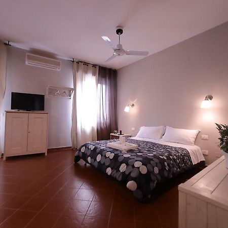 Sk Home Пескиера дел Гарда Екстериор снимка