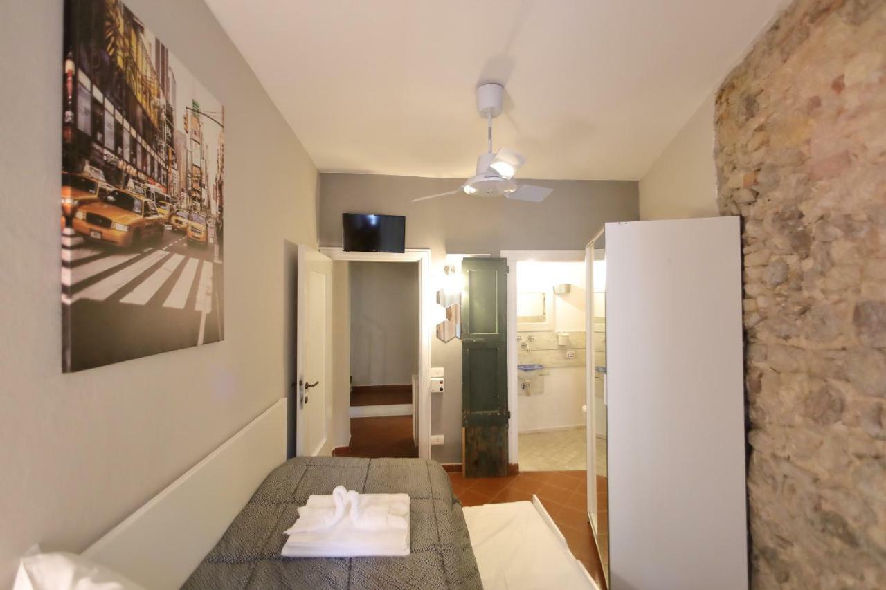 Sk Home Пескиера дел Гарда Екстериор снимка